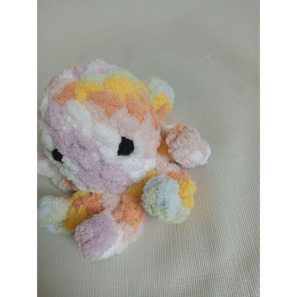 Handmade Small Colorful Plush Varg Pastel Crochet Amigurumi Stuffed Octopus - Picture 2 of 9